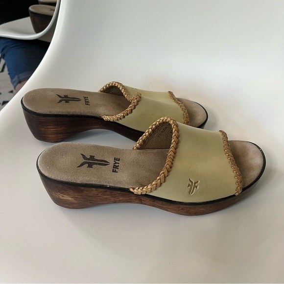 ✨ Frye Yellow Leather Braided Wedge Sandals 8M | Boho Wood Platform Slide - Picture 4 of 6
